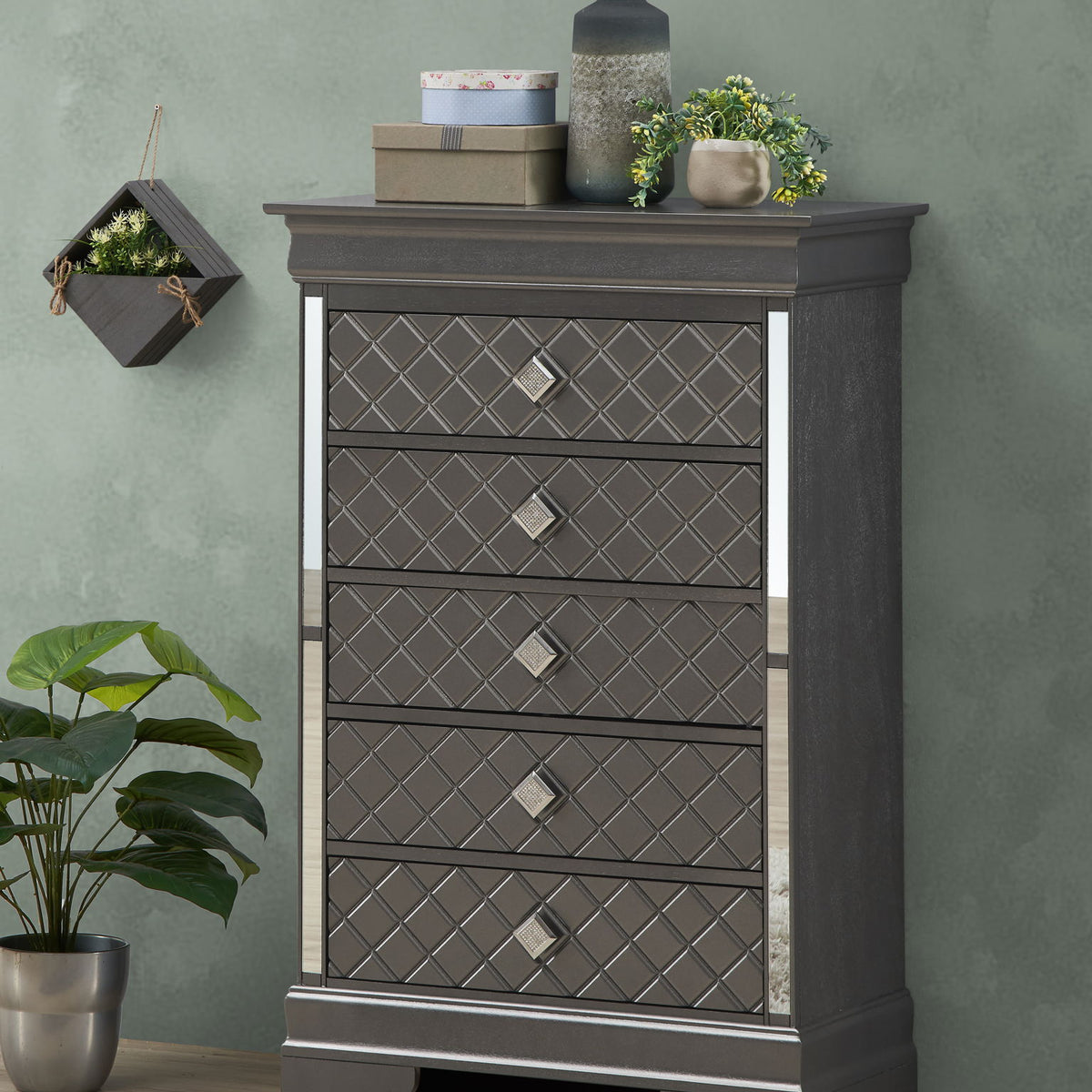 Verona - Chest