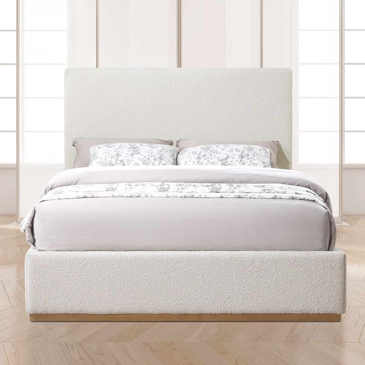Monaco - Bed