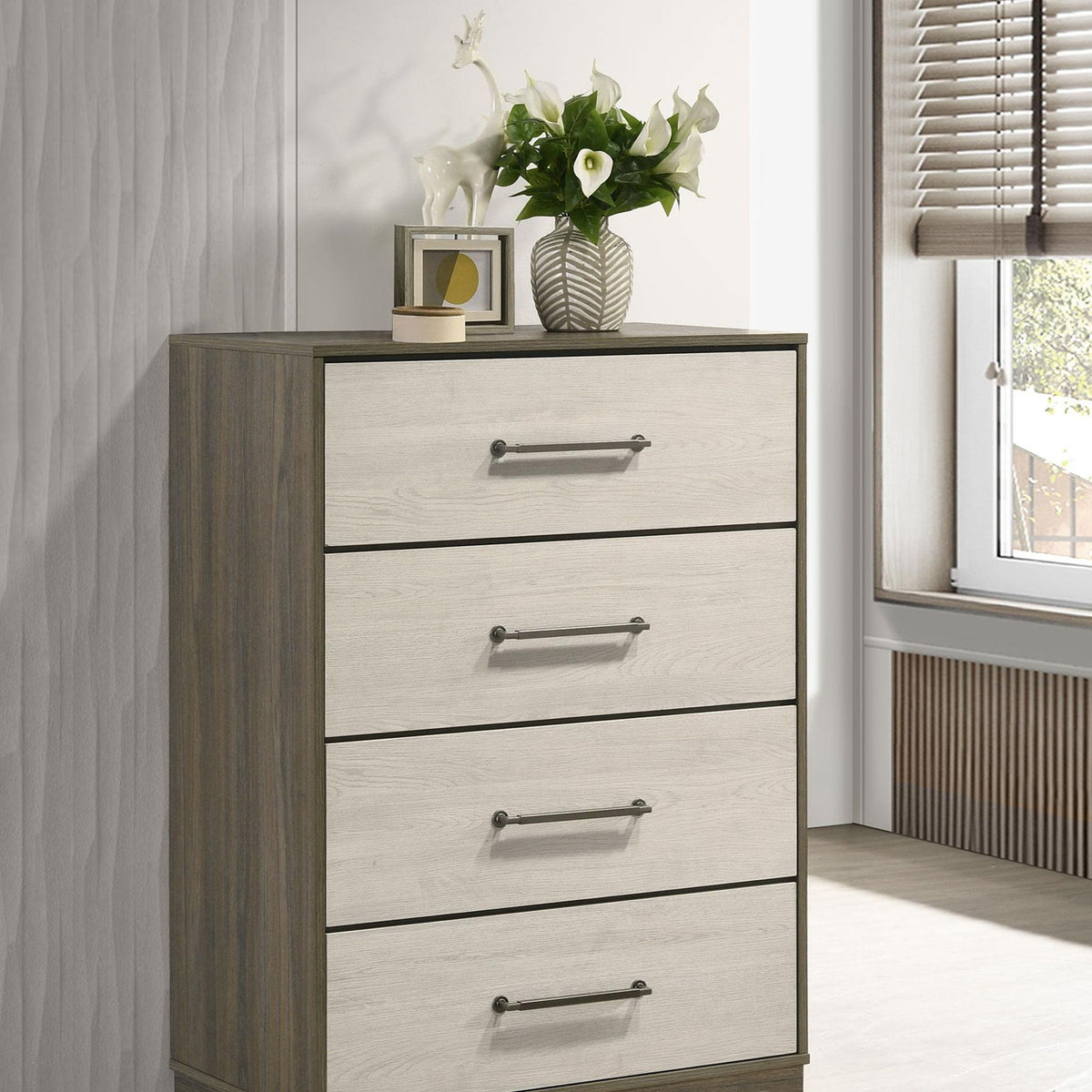 Fenwick 4-drawer Chest of Drawers Grey Oak