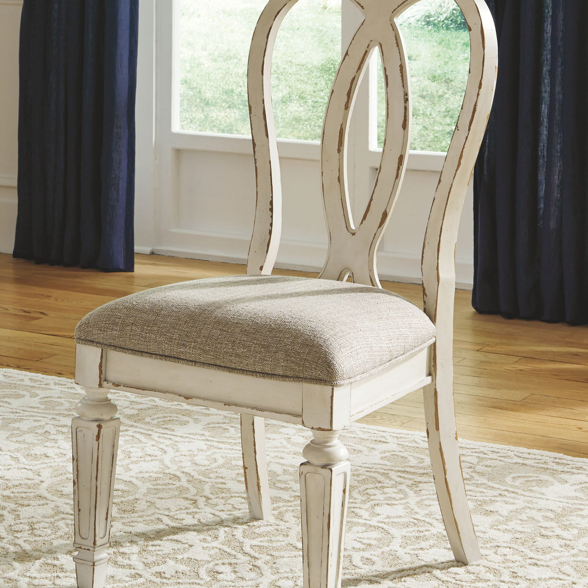 Realyn - Dining UPH Side Chair (Set of 2) - Ribbonback - Chipped White