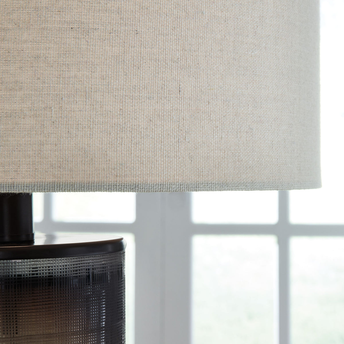 Dingerly - Brown - Glass Table Lamp