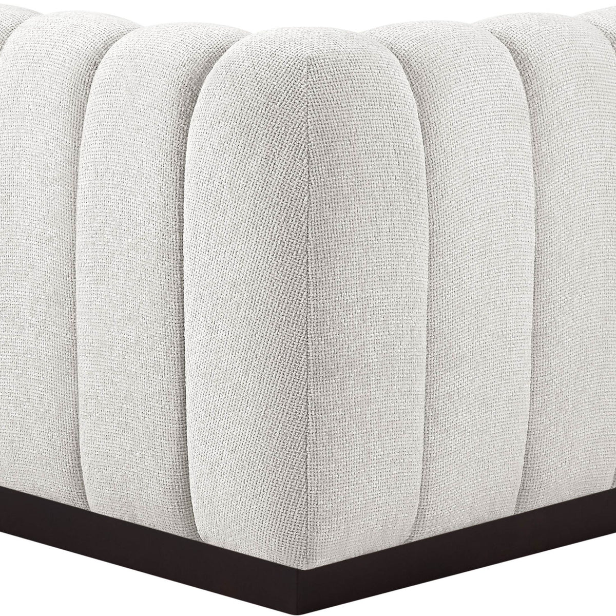 Quinn - Corner Chair