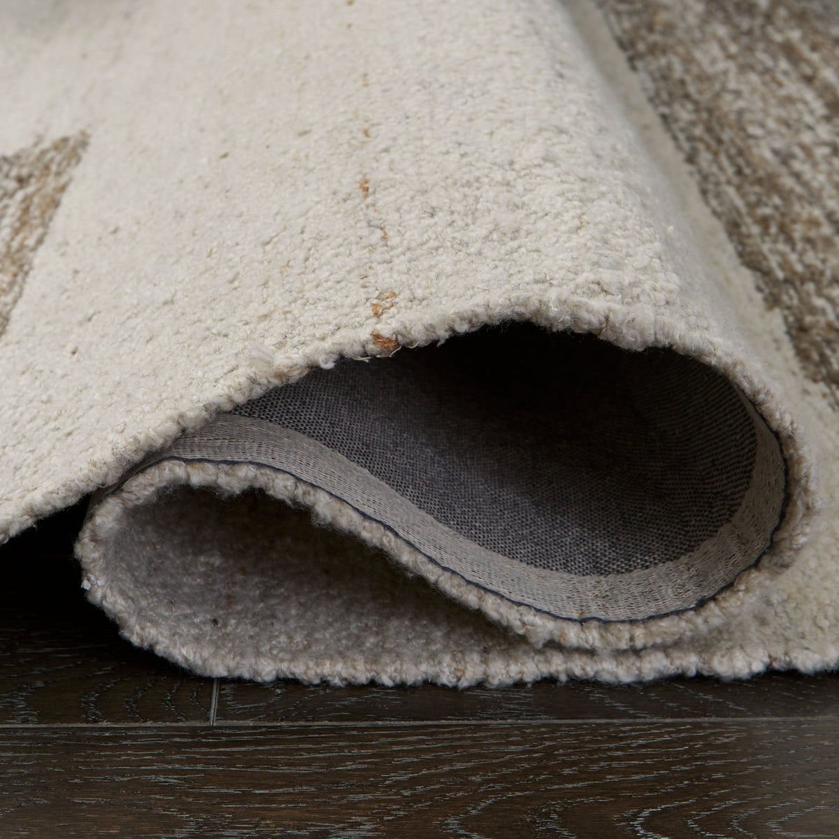 Barus - Rug