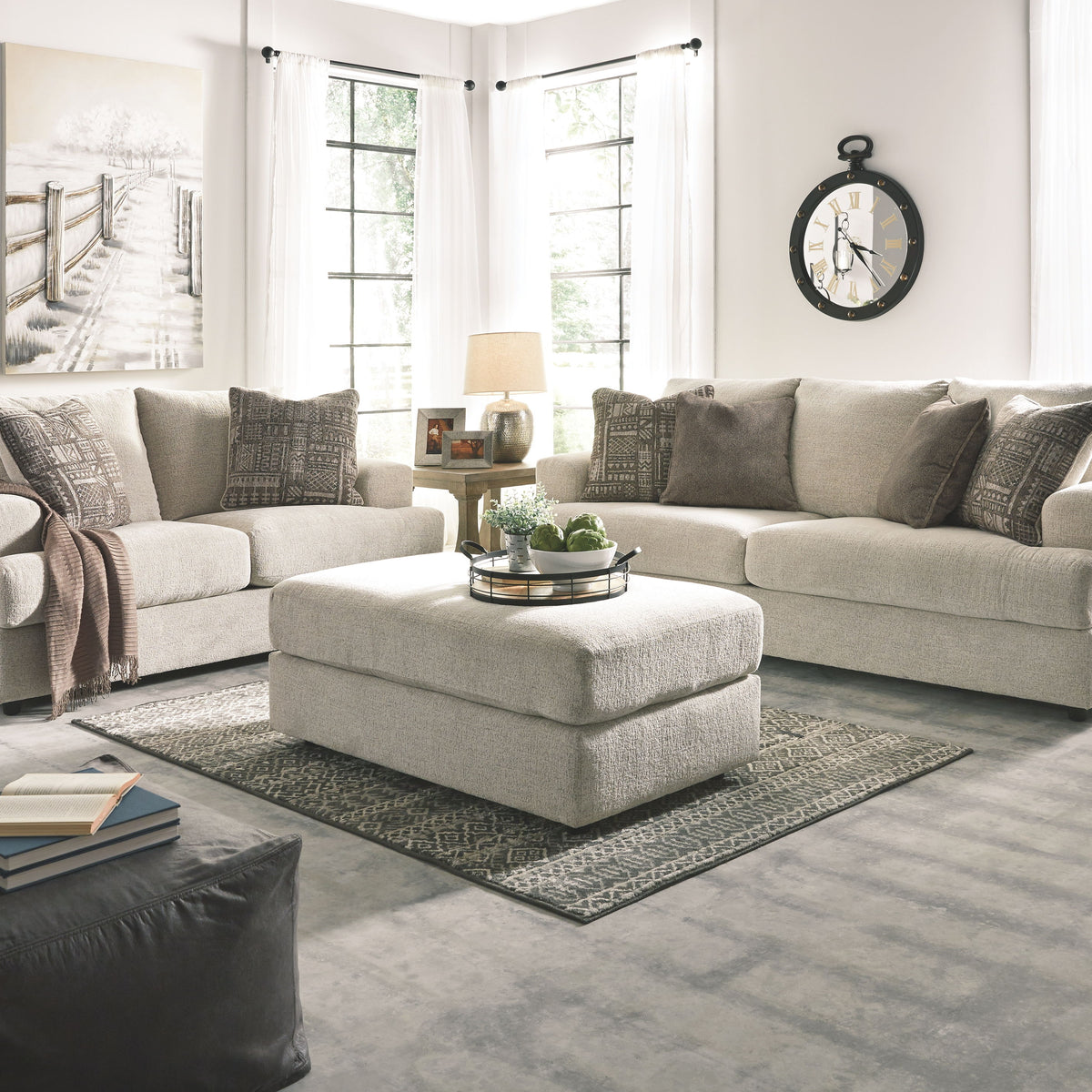 Soletren - Sofa, Loveseat
