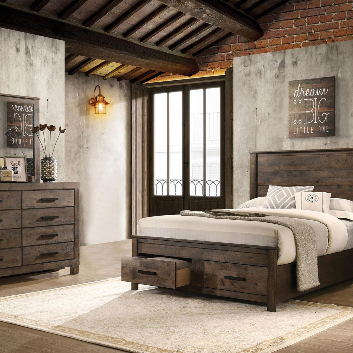 Woodmont 4-piece Eastern King Bedroom Set Golden Brown