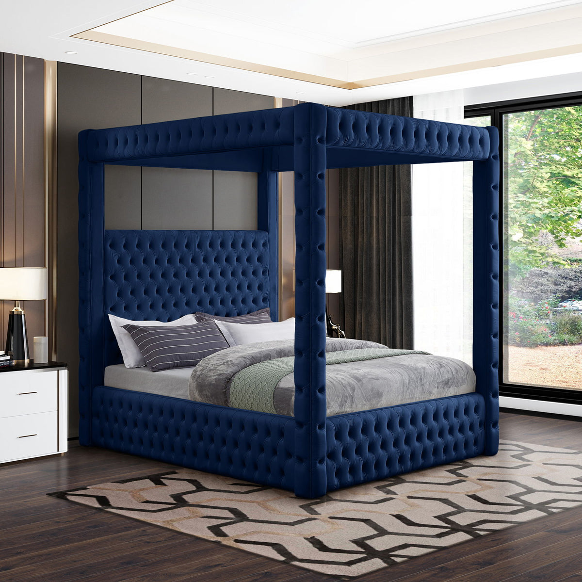 Royal - Bed