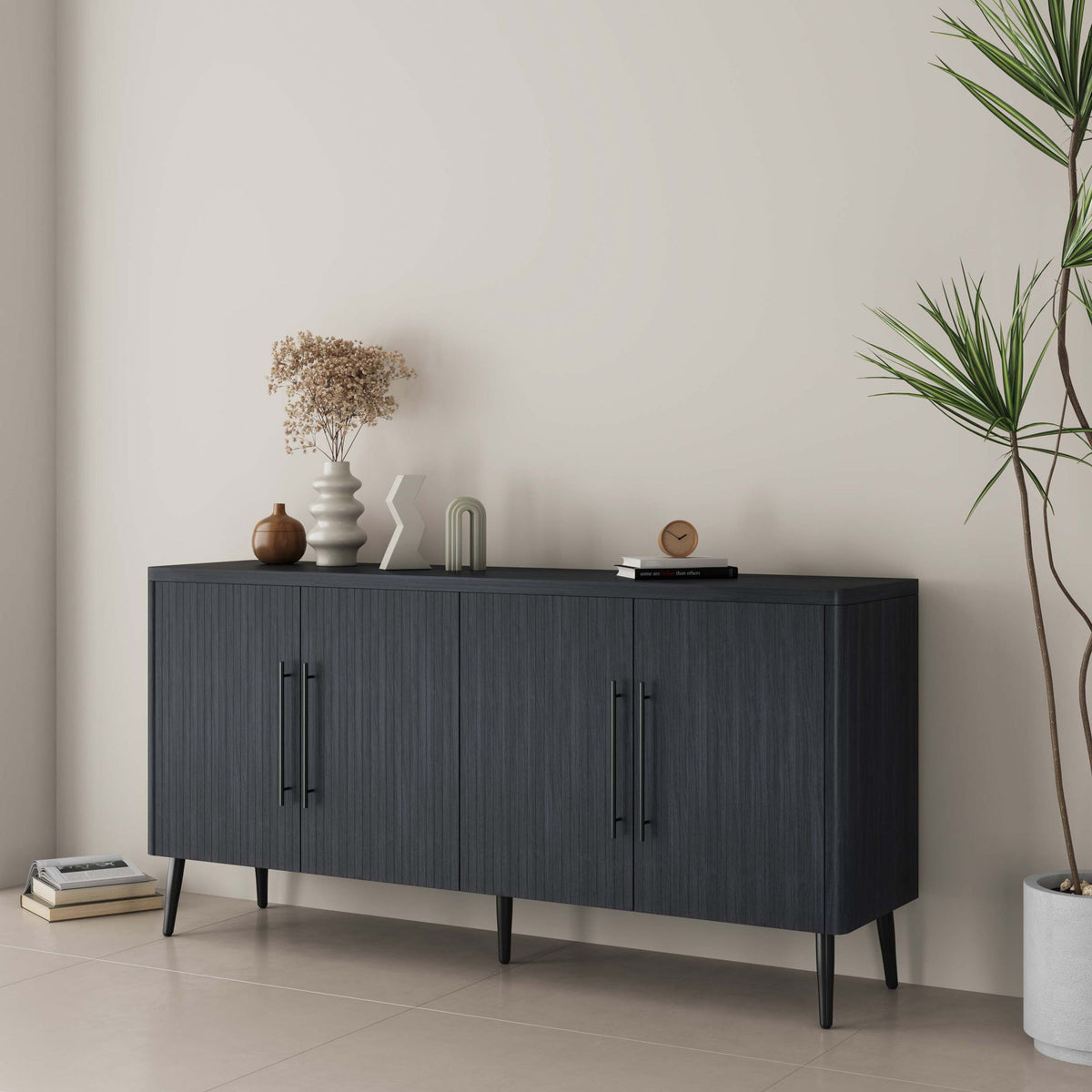 Manhattan Jodie - Sideboard