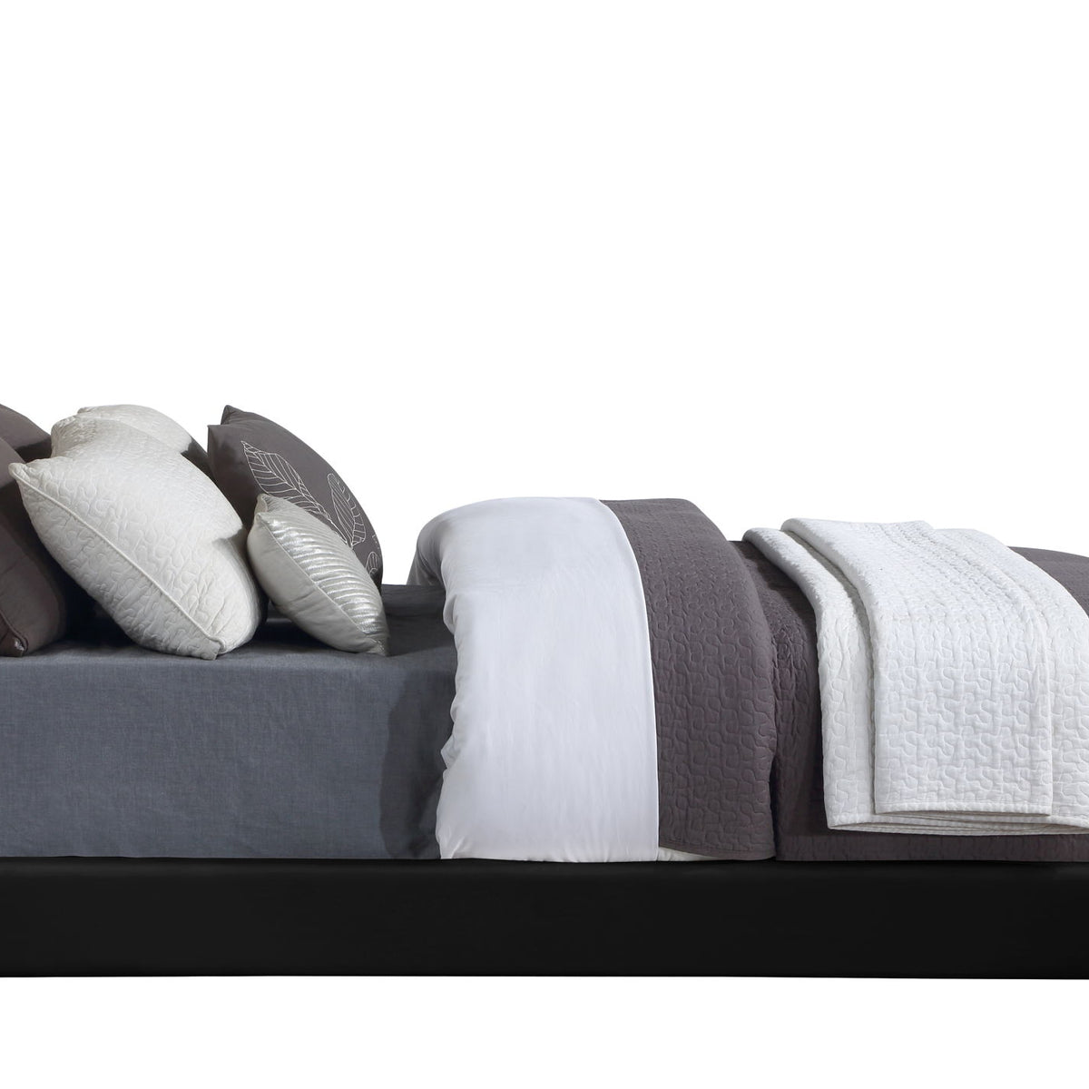 Harlie - Bed