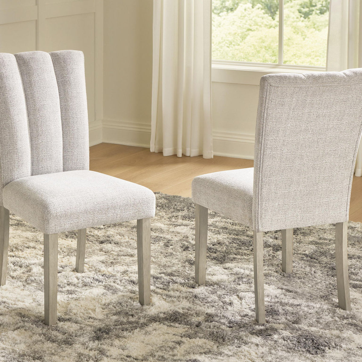 Larawyn - Dining Upholstered Side Chair (Set of 2) - Bisque