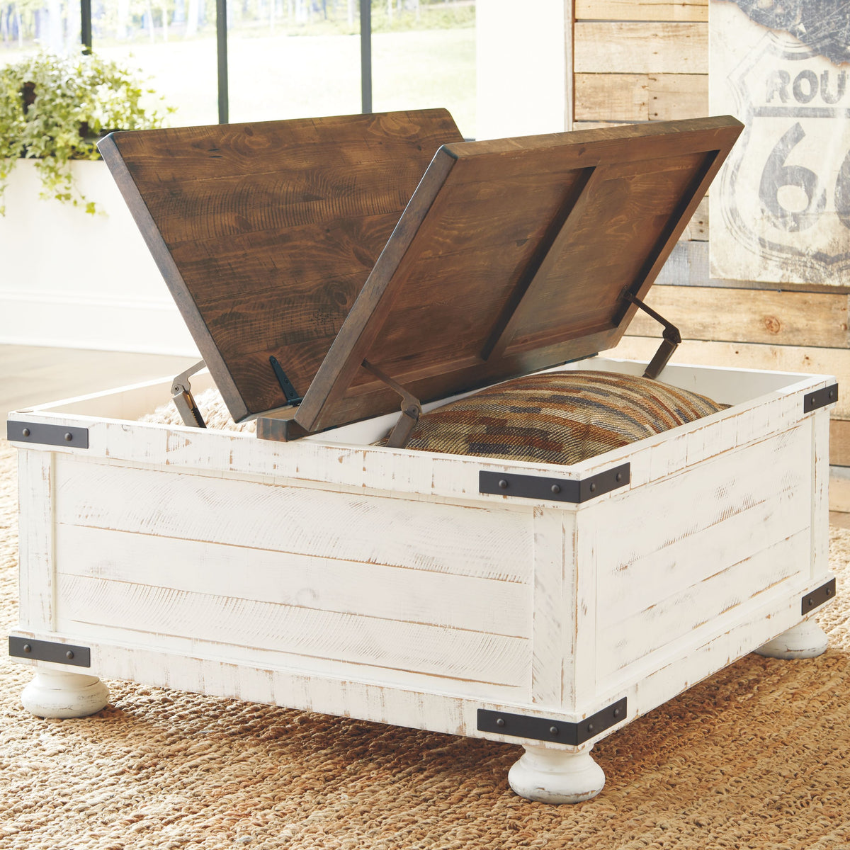 Wystfield - Cocktail Table with Storage - White / Brown